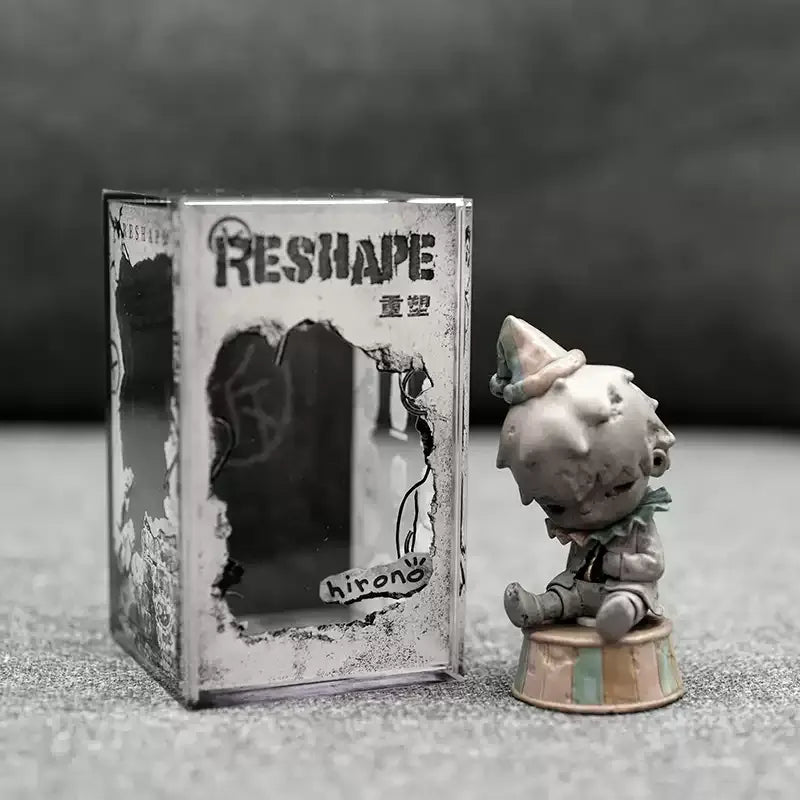 POP MART Hirono Reshape Themed Acrylic Display Case, Dustproof, 7.5*7.5*12.5cm